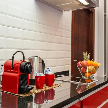 Amazing In With Kitchen Appartement